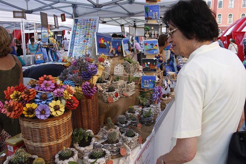 Акция "Покупайте хорватское" в Сплите